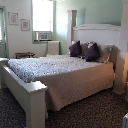 Stone Waters Inn Bellaire Luaran gambar