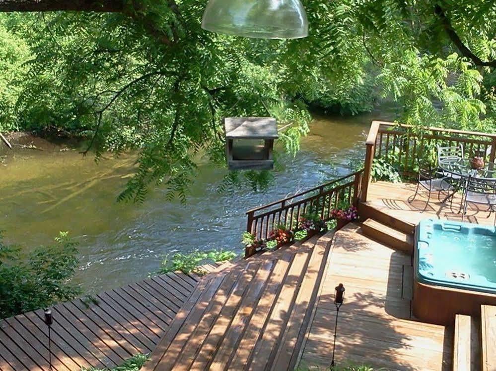 Stone Waters Inn Bellaire Luaran gambar
